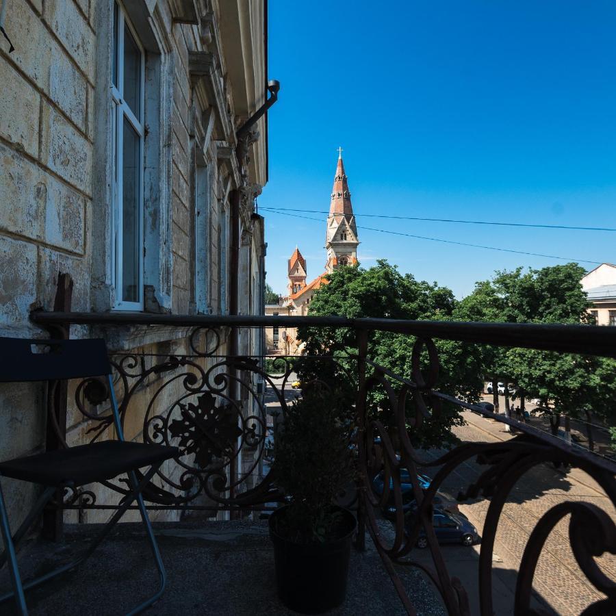 Апарт-Готель У Кірхи Odessa Esterno foto
